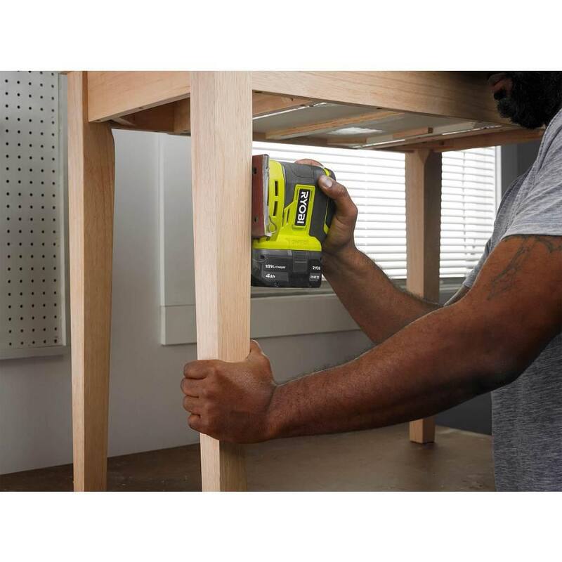 18V Cordless 1/4 Sheet Sander U2640