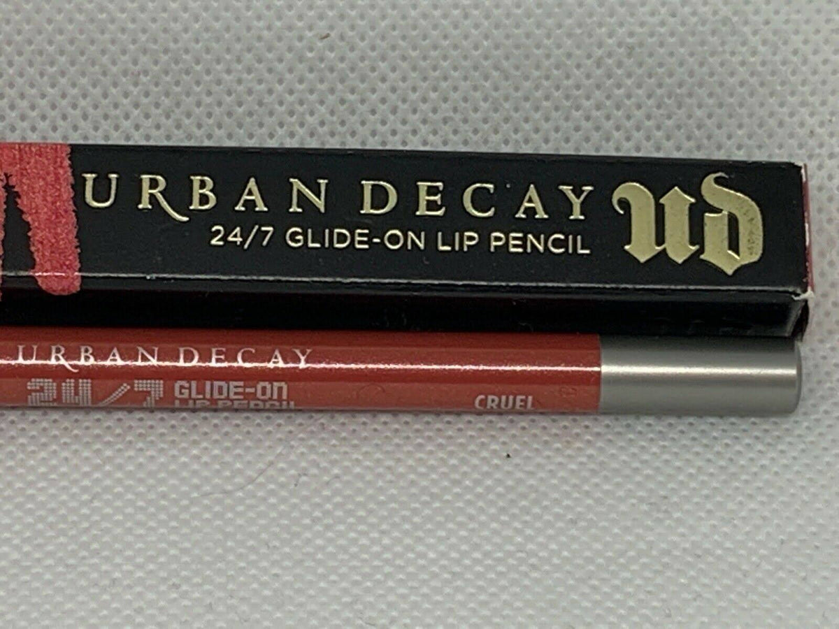 24/7 Glide-On Lip Pencil Q217