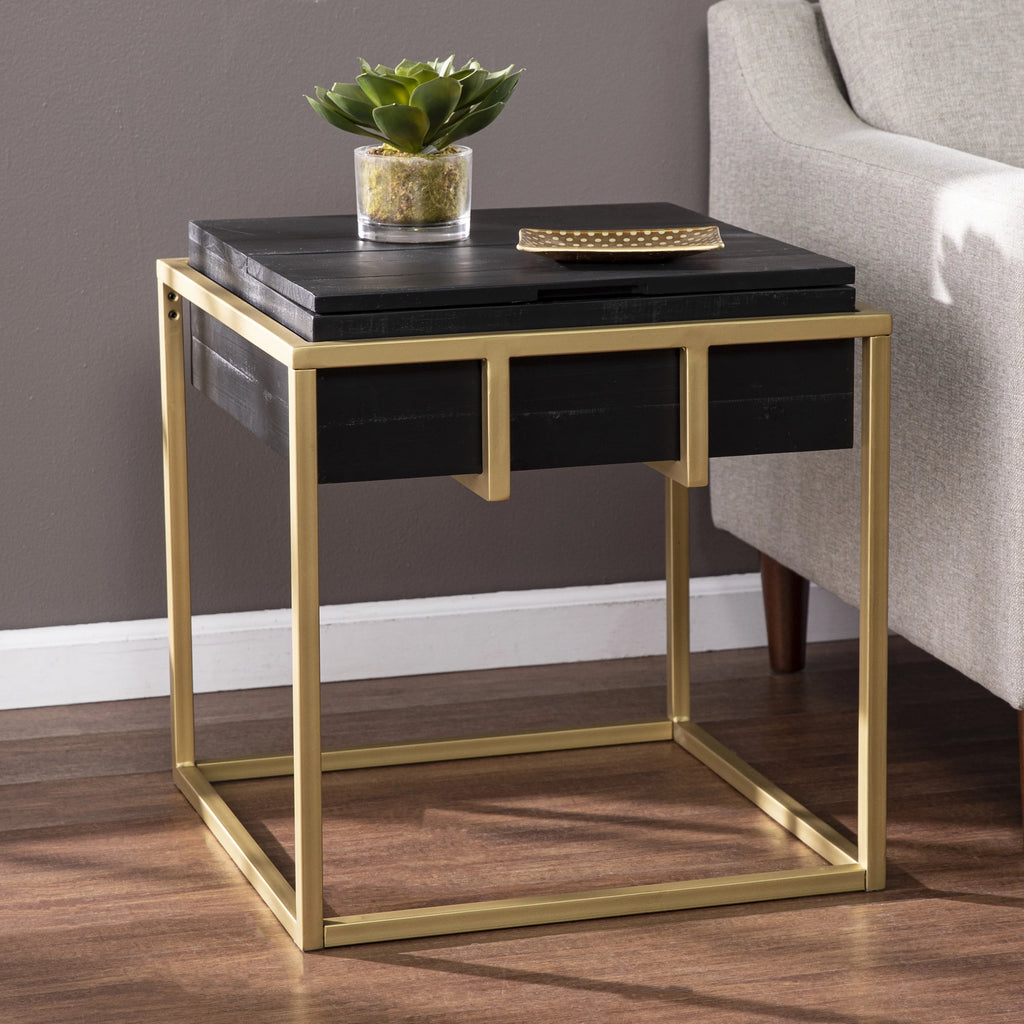 Reclaimed Wood Storage End Table Z623543