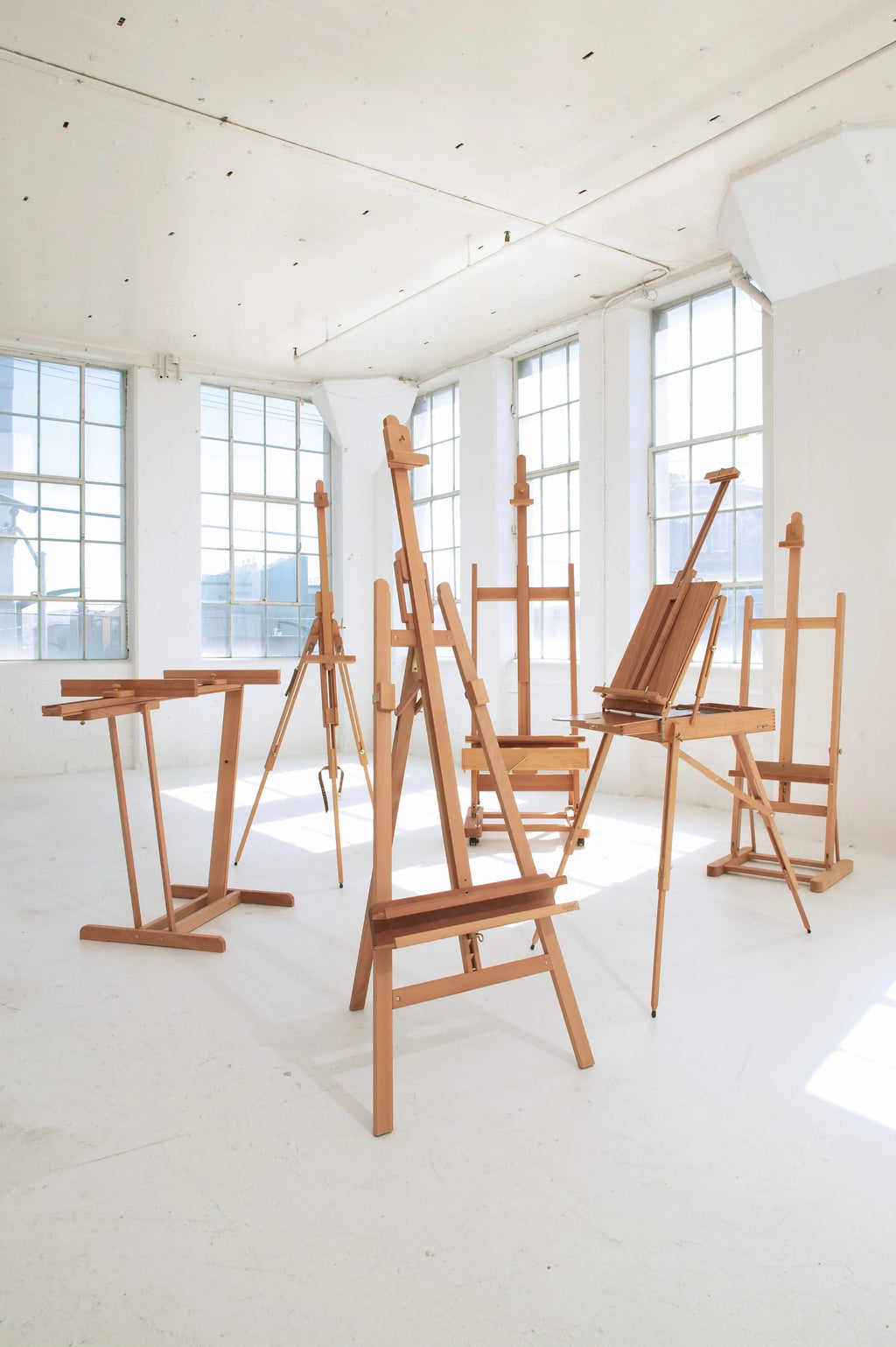 Beechwood H Frame Studio Easel X310