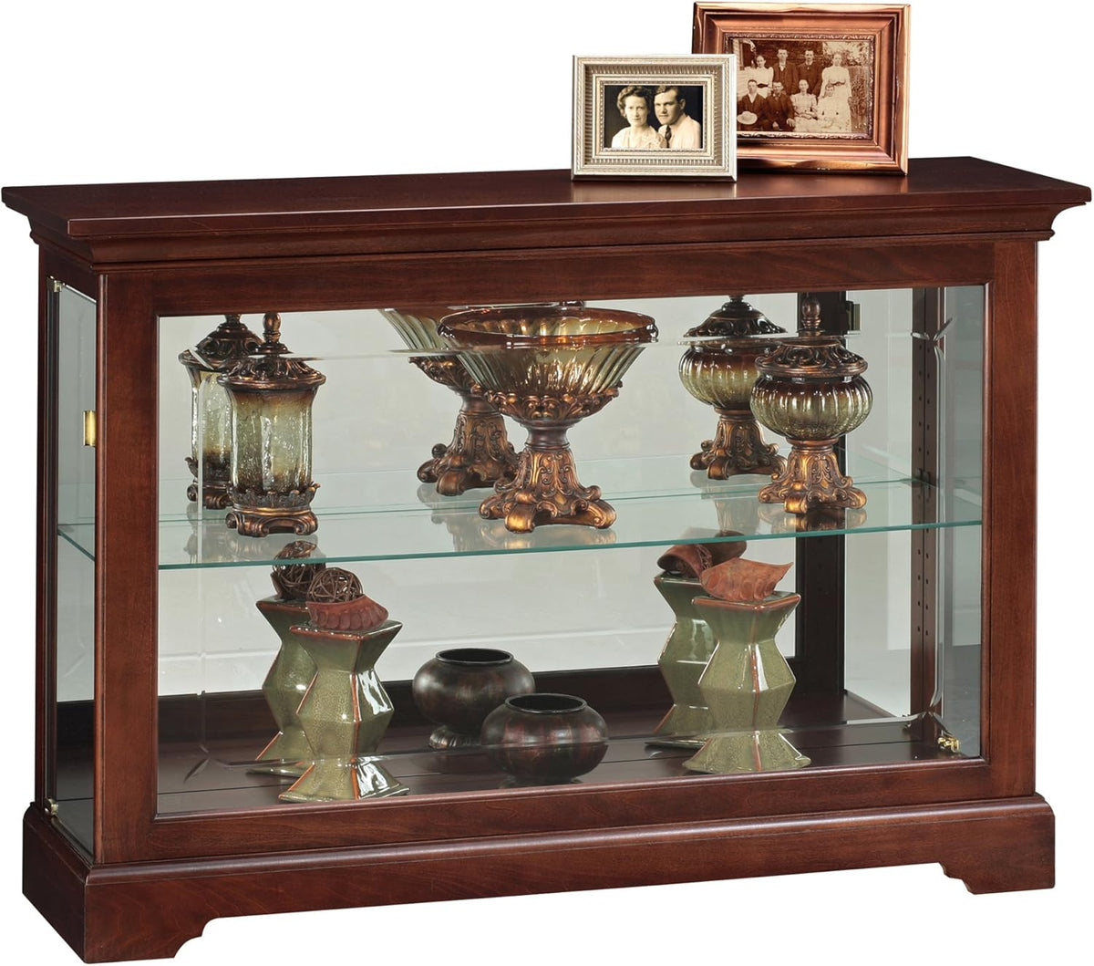 Curio Cabinet I761110