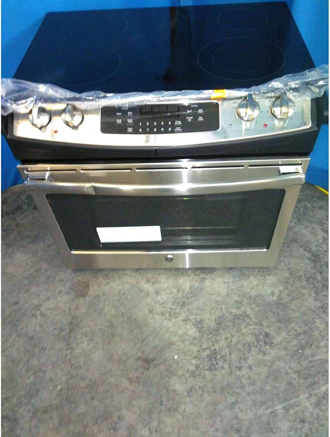 4.4 Cu.Ft. Stainless 4 Burner Electric Range K612057