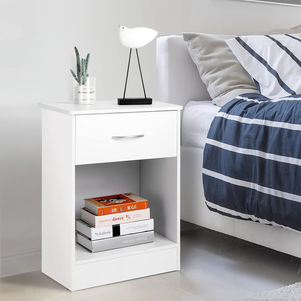 Black Nightstand with Drawers Q746521