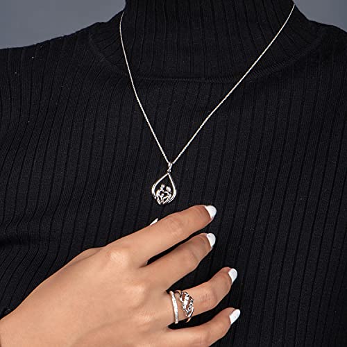 Parent and Children Family Necklace Pendant in Sterling Silver 18" Rolo Chain X735850