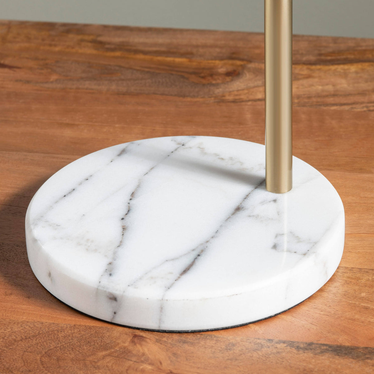 Gold Metal Marble Task Lamp Q4662
