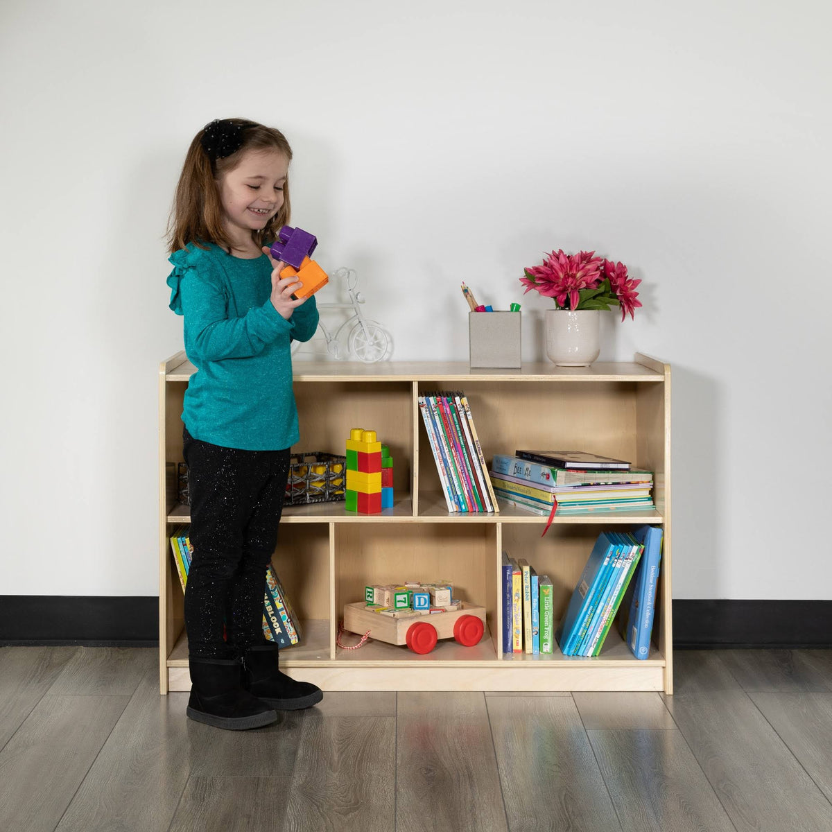 Wooden 5 Section School Classroom Storage Cabinet A646