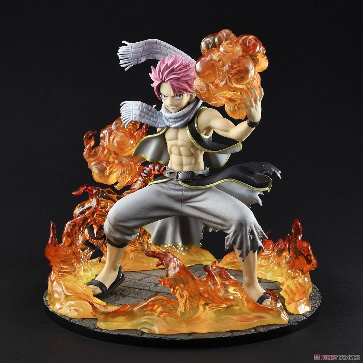 1/8 Scale Figure R4016