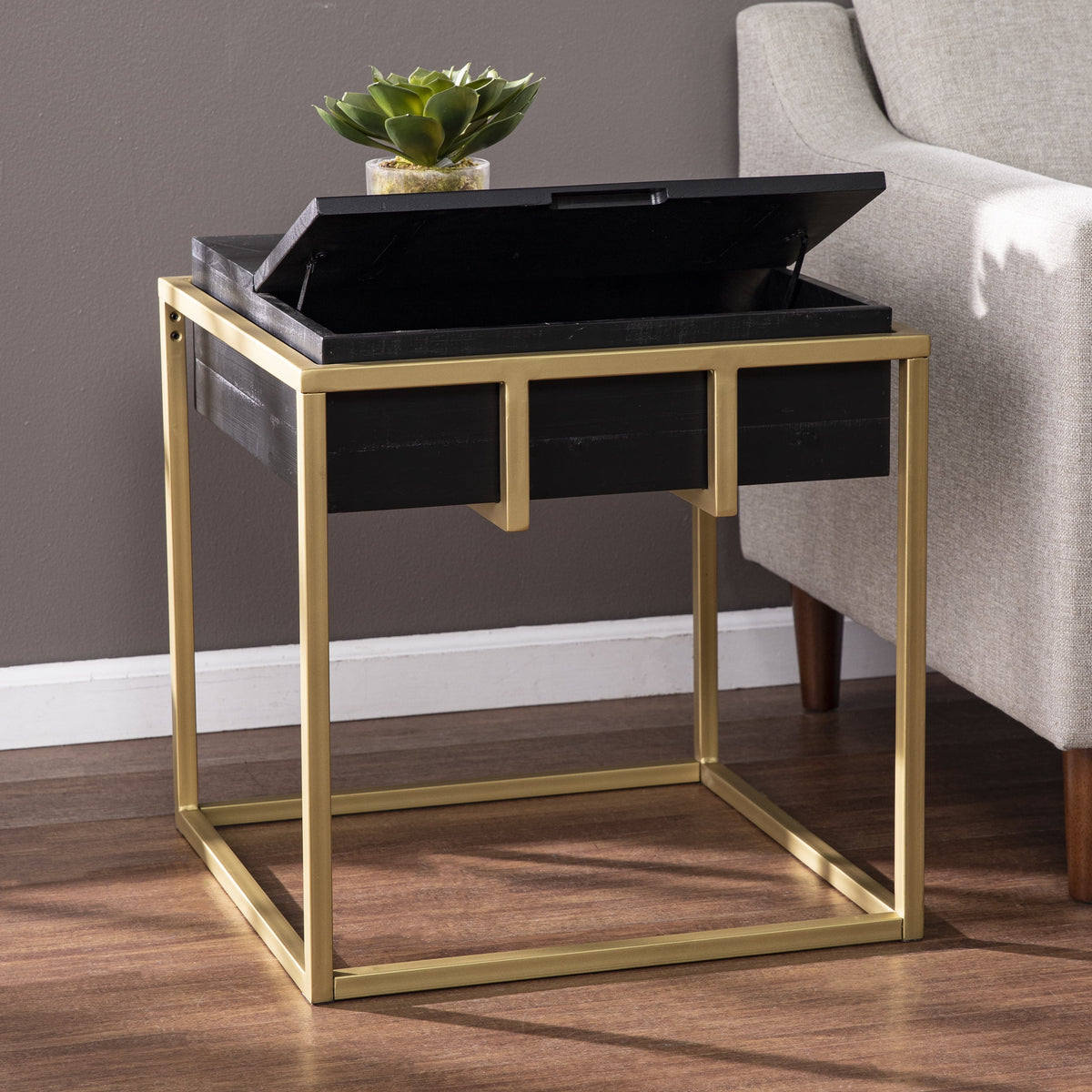 Reclaimed Wood Storage End Table Z623543